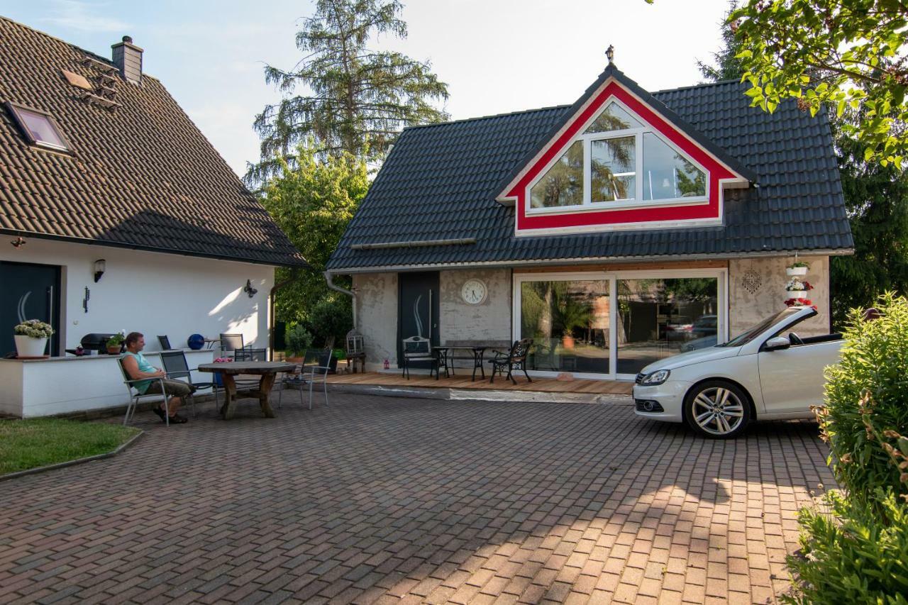 Ferienhaus Goermer Mit Wasserbett Schmölln Exterior foto